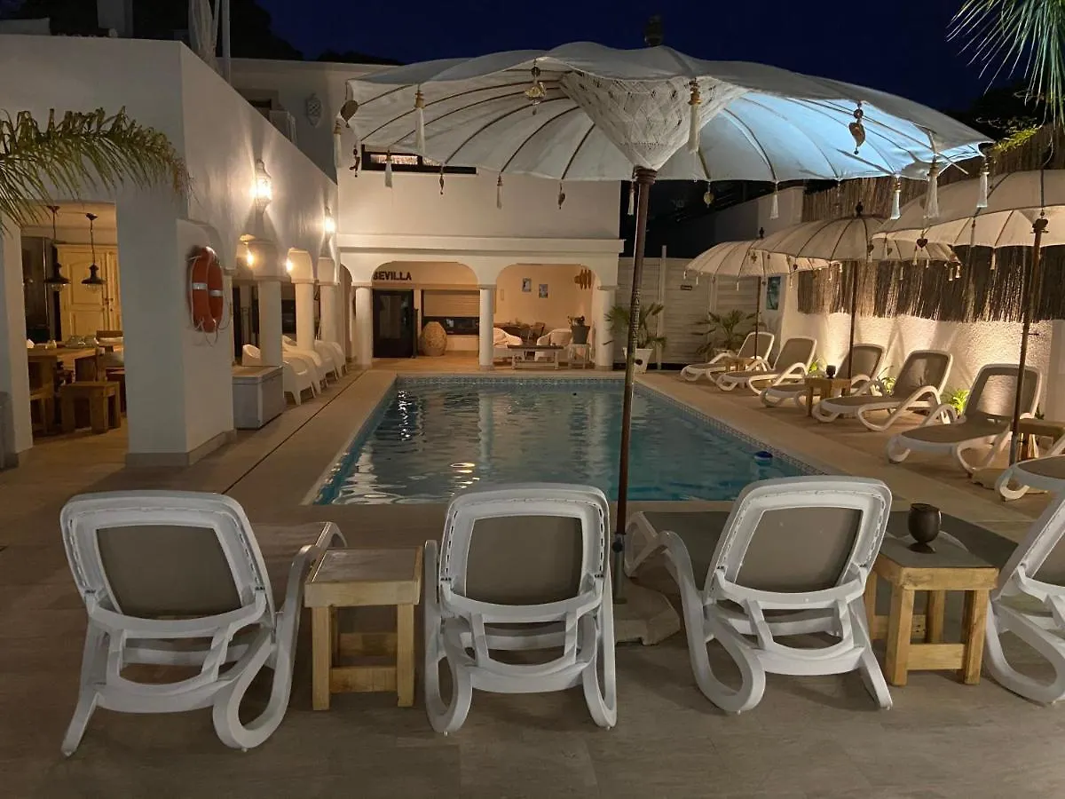 Casa Holandaluzas Marbella Near Beach, With Salt Water Pool And Private Parking location